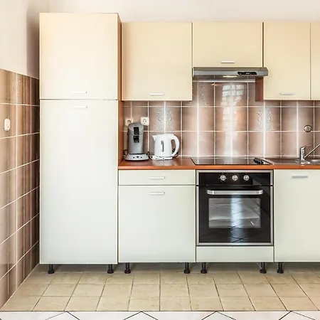 Sandy Smile Apartment *